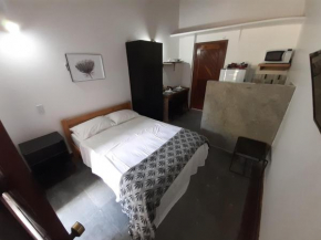 Kitchenette Moderninha e Estilosa c Varanda 4B